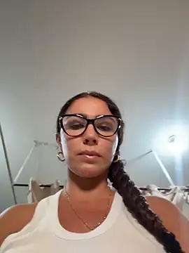 NINIK STYLE online show from May 2026 08:25:02 PM