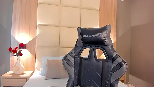 megan cooper28 online show from October 2025 02:23:01 AM