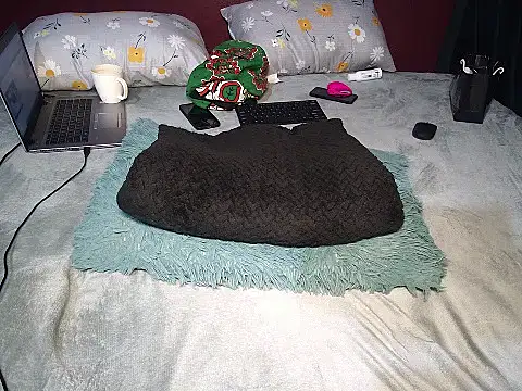 Finito cutie online show from November 2025 06:21:01 PM