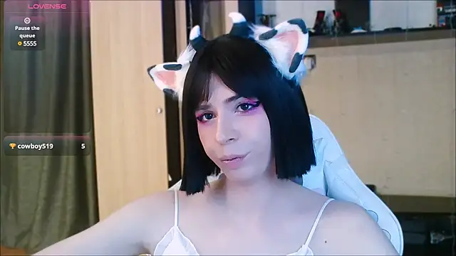 Snapshot of FemAlexa_ chatting on January 2025 06:10:01 PM FemAlexa online show from January 2025 06:10:01 PM