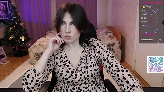 Snapshot of Daniela_Cooperr chatting on January 2026 10:42:02 AM Daniela Cooperr online show from January 2026 10:42:02 AM