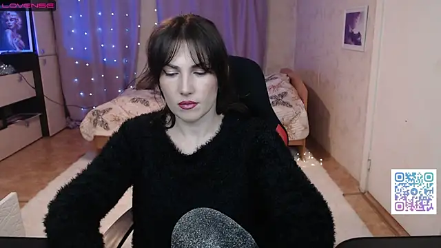 Snapshot of Daniela_Cooperr chatting on April 2026 05:54:01 PM Daniela Cooperr online show from April 2026 05:54:01 PM