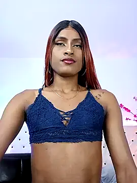 Snapshot of Elektra_Queen chatting on January 2025 01:36:01 PM Elektra Queen online show from January 2025 01:36:01 PM