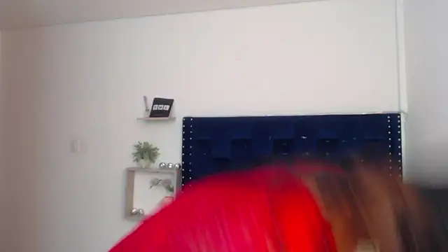 SaraApril 1 online show from February 2025 10:40:01 PM