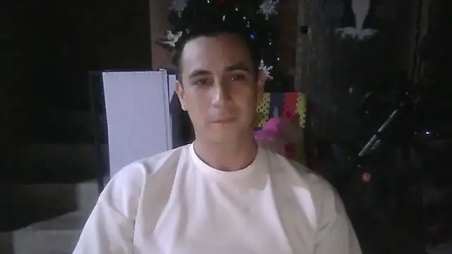 Rejy1992 online show from December 2025 03:47:02 AM