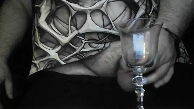 perversalus online show from December 2024 05:17:01 AM