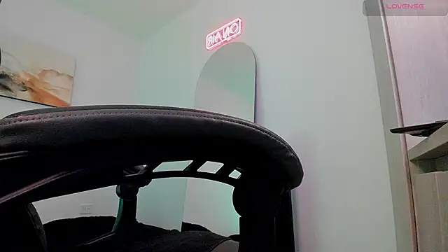 LucianSinclair online show from January 2025 02:59:01 AM