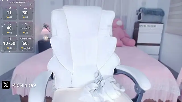 PimChanOK online show from February 2025 11:26:02 PM