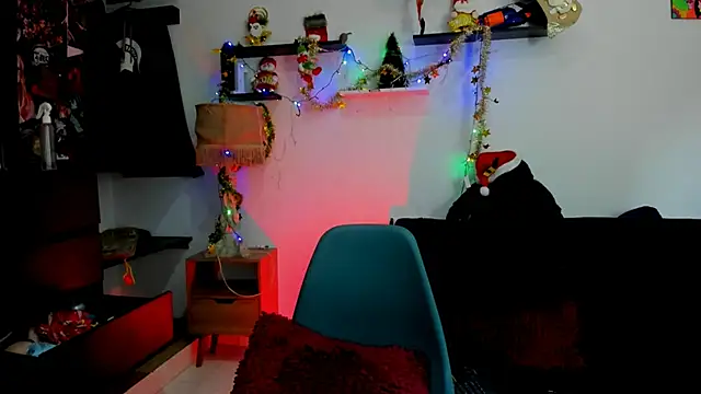 Snapshot of Tom_Krakow chatting on December 2024 06:38:01 PM Tom Krakow online show from December 2024 06:38:01 PM