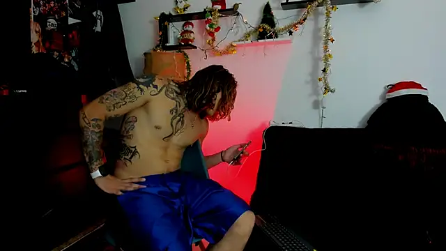 Snapshot of Tom_Krakow chatting on December 2024 06:38:02 PM Tom Krakow online show from December 2024 06:38:02 PM