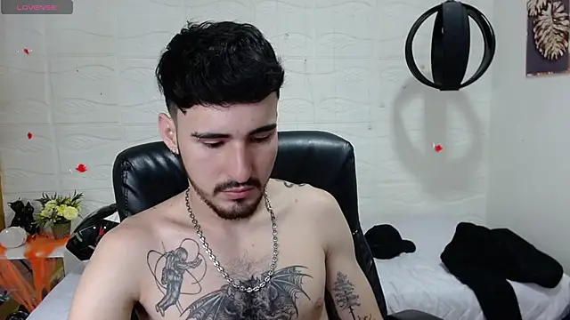 DmitriSanders online show from December 2024 01:03:02 AM