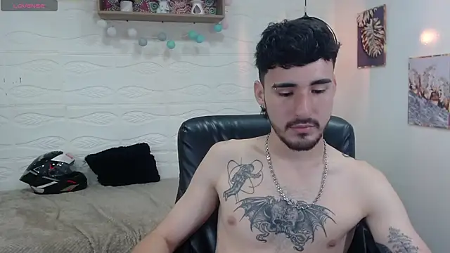 DmitriSanders online show from January 2025 11:48:01 PM