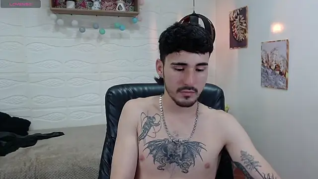 DmitriSanders online show from January 2025 12:04:01 AM