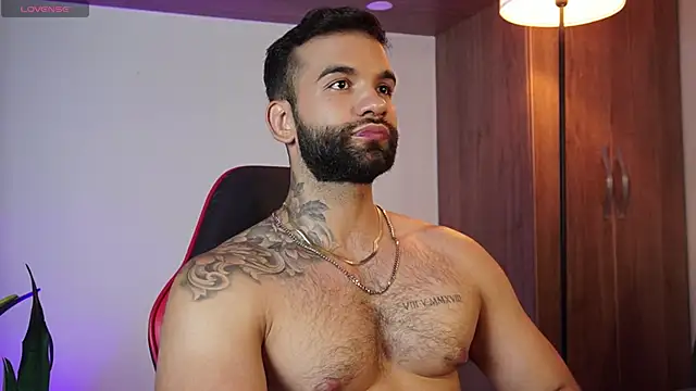 MarkHazze online show from November 2025 09:43:02 PM