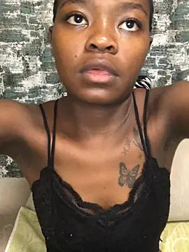 Snapshot of Grusha19 chatting on December 2024 05:11:02 PM Grusha19 online show from December 2024 05:11:02 PM