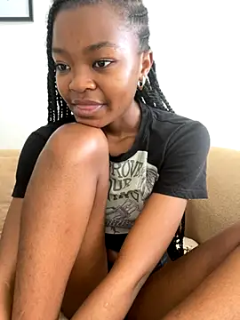 Snapshot of Grusha19 chatting on November 2025 08:03:02 AM Grusha19 online show from November 2025 08:03:02 AM