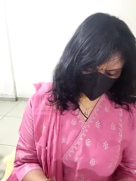 Snapshot of khushikhushi chatting on February 2026 05:25:01 AM khushikhushi online show from February 2026 05:25:01 AM