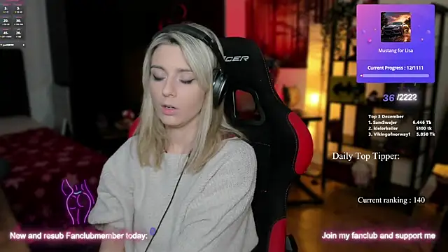 Lisaonthemoon online show from December 2024 11:03:02 PM