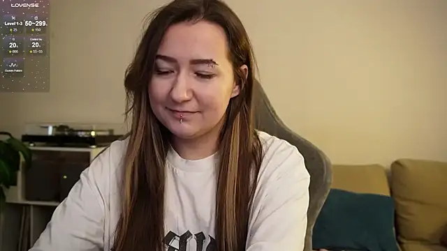 Megan  Hart online show from October 2025 09:26:01 AM