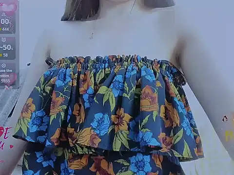 Linh diudang online show from November 2025 03:28:01 AM