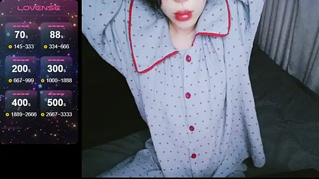  Viviann  online show from December 2024 03:47:01 PM