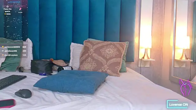 CheneellLorens online show from March 2025 11:32:02 PM