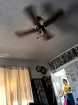 Snapshot of TexaSMESS_37 chatting on February 2026 09:59:02 PM TexaSMESS 37 online show from February 2026 09:59:02 PM