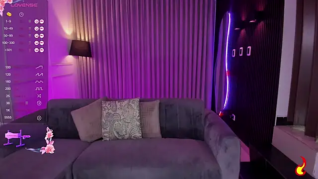 Leah Grey online show from January 2025 11:33:02 AM