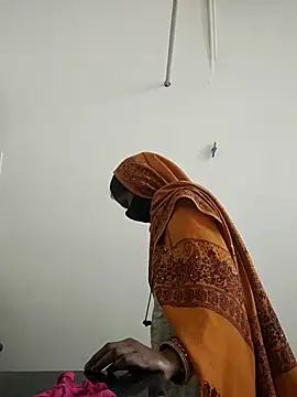 Snapshot of RADHA95 chatting on March 2025 02:36:02 AM RADHA95 online show from March 2025 02:36:02 AM