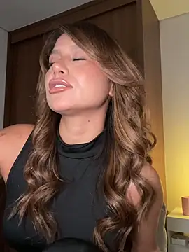 AndreaMartini online show from April 2026 10:32:01 PM