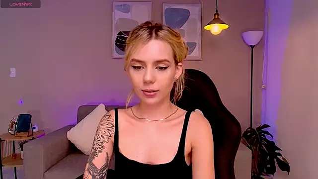 MirandaShaw online show from January 2025 11:49:02 PM