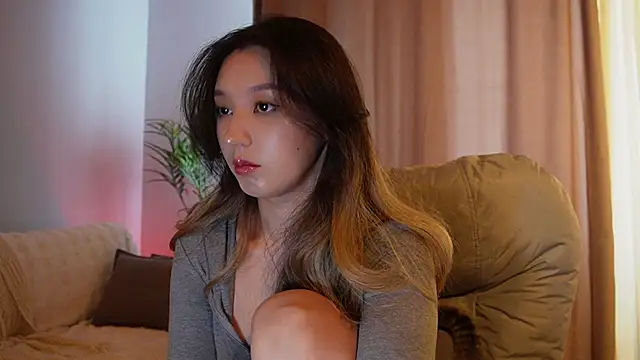 Sarasuo1 online show from April 2026 04:50:02 AM