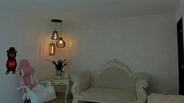 shantallknowless online show from March 2025 11:58:02 AM