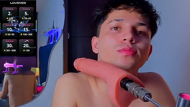 Issac james  online show from November 2025 05:29:02 AM