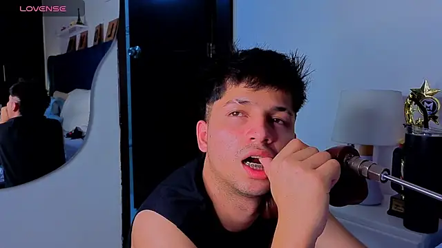 Issac james  online show from April 2026 07:45:01 AM