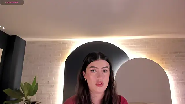 Snapshot of PaulinaSantos_ chatting on June 2026 07:08:02 PM PaulinaSantos online show from June 2026 07:08:02 PM