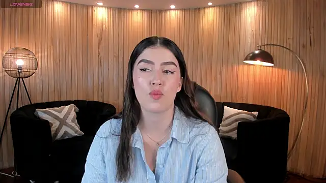PaulinaSantos  online show from July 2026 05:37:02 PM