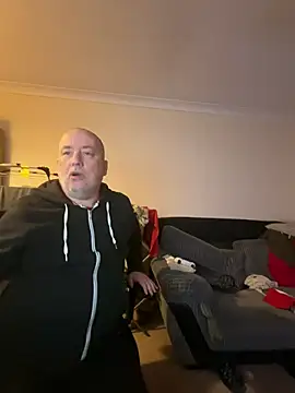 LondonTeffy online show from December 2024 10:19:01 PM