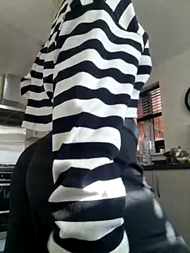 SweetMonicaUK online show from March 2025 10:35:02 AM