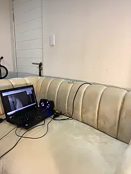 SexyDee025 online show from March 2025 10:33:02 AM