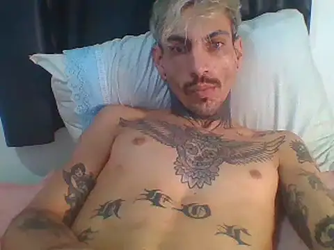 PitbullDiablo1 online show from November 2025 02:57:01 AM