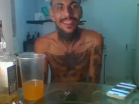 PitbullDiablo1 online show from December 2025 03:33:01 AM