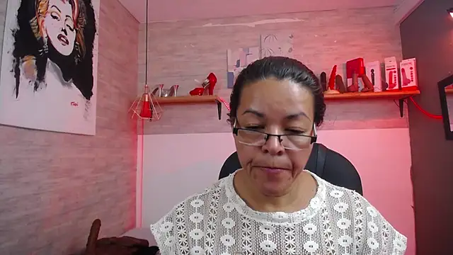 MaturePure online show from November 2025 07:38:02 PM