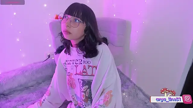 arysUwU online show from April 2026 02:14:01 AM