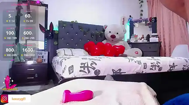 Pocahontaslovex online show from February 2025 09:11:01 AM