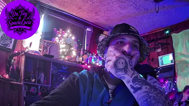 tayshie online show from December 2024 07:35:01 PM