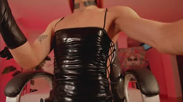 Taylor  foxxx online show from December 2024 04:10:02 AM