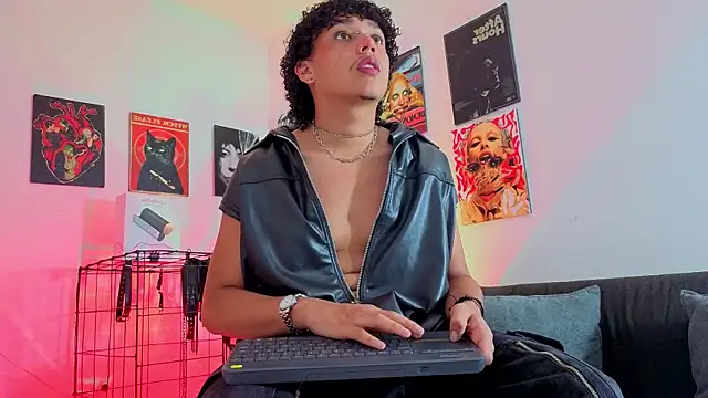 GaelOconner online show from October 2025 01:08:02 AM