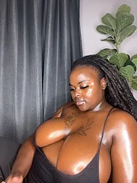 Honeycoco0211 online show from September 2025 06:18:02 PM