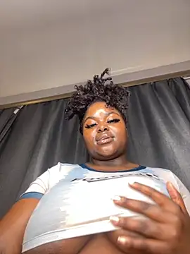 Honeycoco0211 online show from October 2025 08:19:02 PM